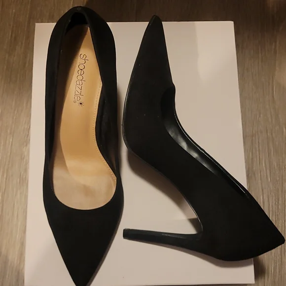 Shoedazzle black heels best sale